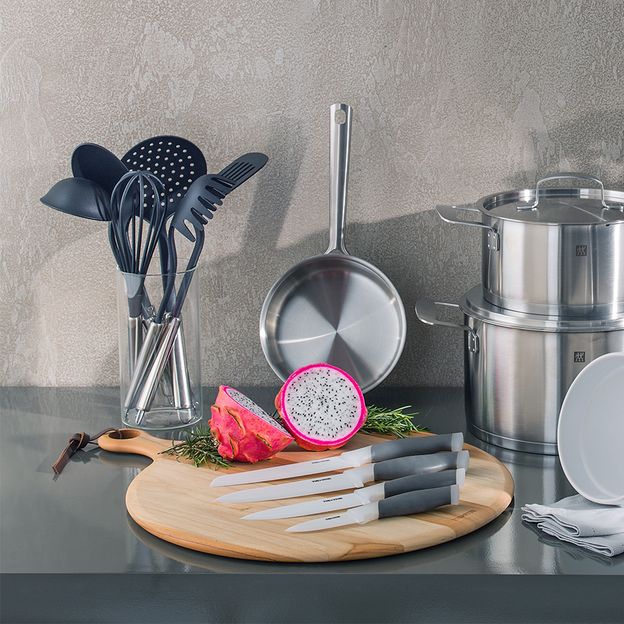 BATEDOR-DE-CLARAS-30-CM-PRETO-INOX-ELLIP-NYLON