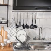 BATEDOR-DE-CLARAS-30-CM-PRETO-INOX-ELLIP-NYLON
