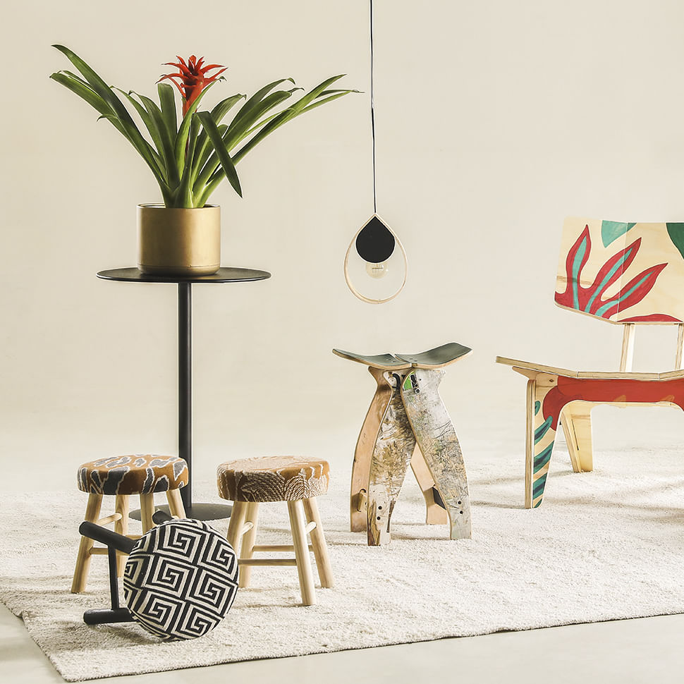 BANCO-MINI-NATURAL-ZAFFRON-FOLHAS