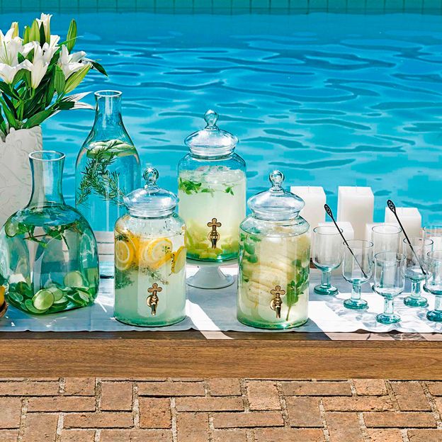 BRUT-VASO-GARRAFA-36-CM-VERDE-REVIVO