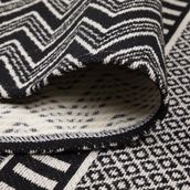 TAPETE-40-CM-X-135-M-PRETO-BRANCO-DARAZO_ST3