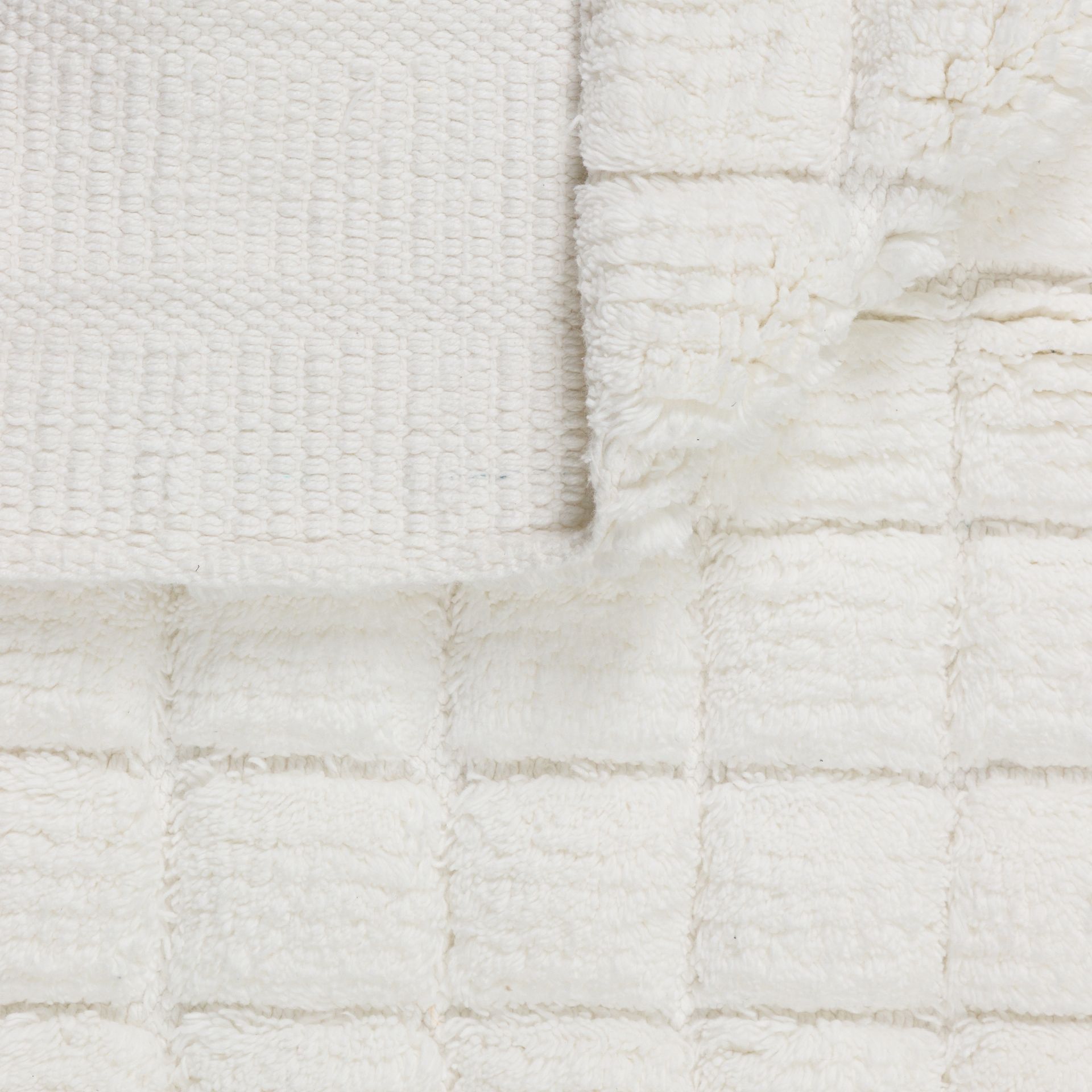 I-TAPETE-50-CM-X-80-CM-BRANCO-TAULETES_ST3