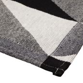 TAPETE-40-CM-X-150-M-PRETO-CINZA-SCALING_ST7