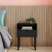 MESA-DE-CABECEIRA-1-GAVETA-PRETO-CRAB_373602_AMB0