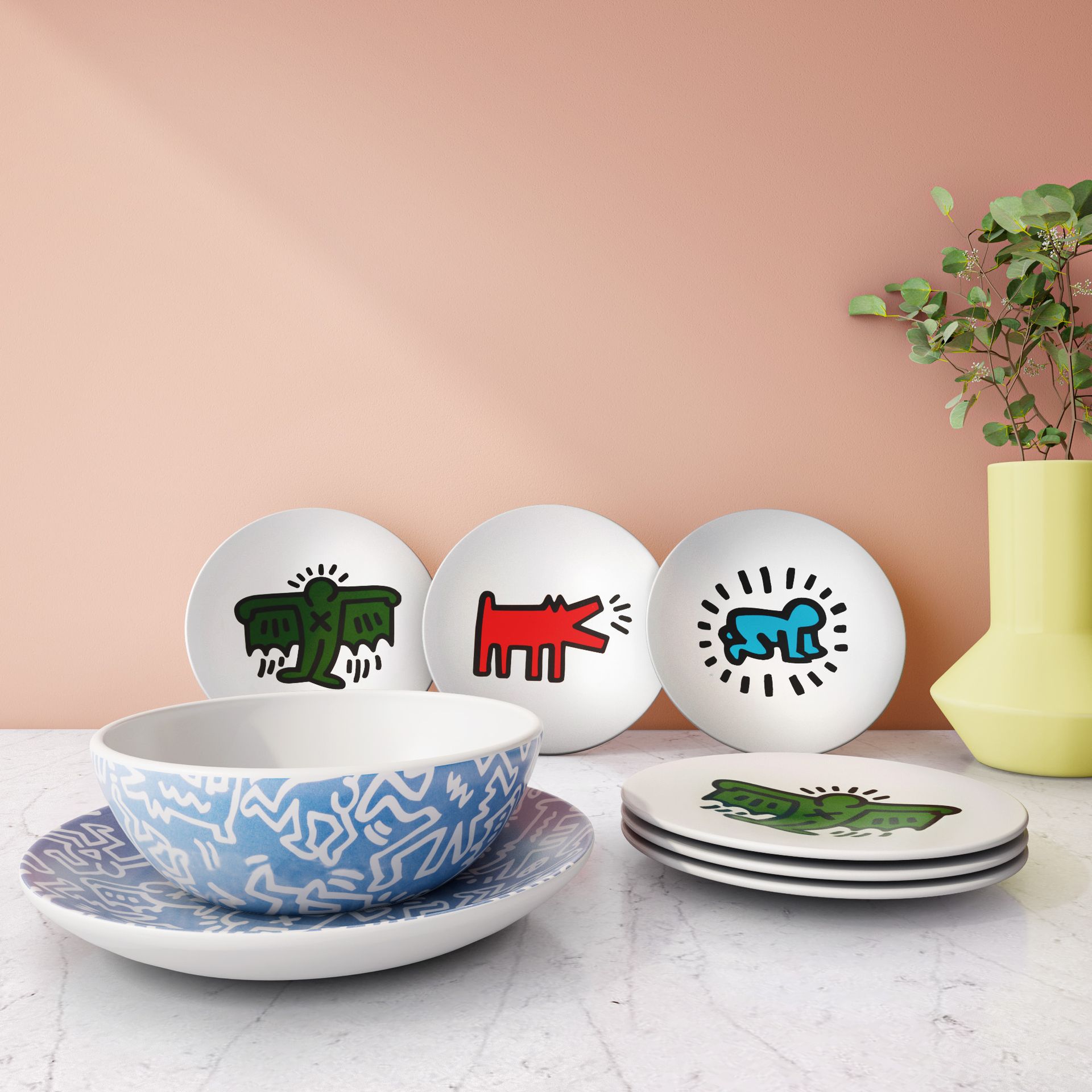 HARING-FLYING-PRATO-DE-SOBREMESA-BRANCO-VERDE-KEITH-HARING_408180_AMB0