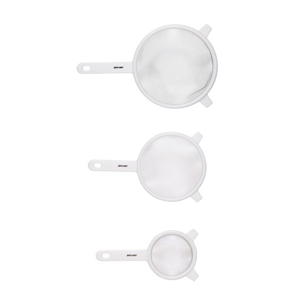 PENEIRA-15-CM-BRANCO-BASICALLY_ST1