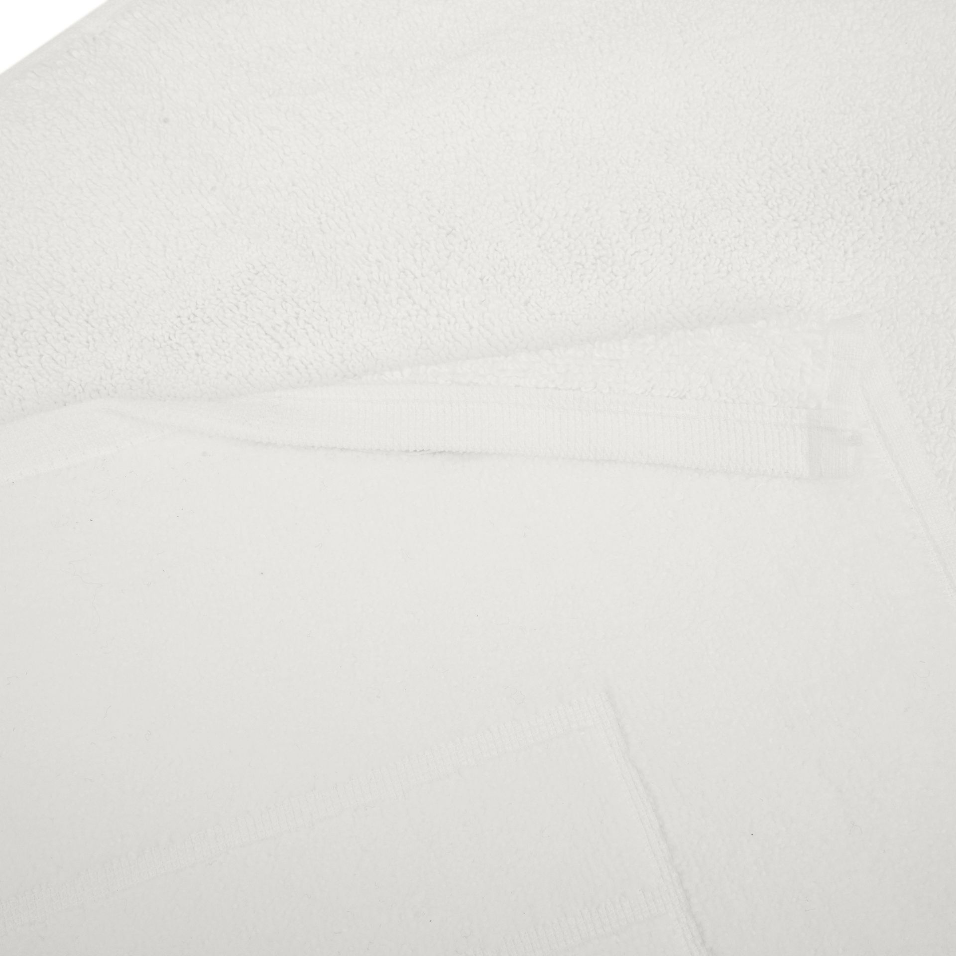 TOALHA-PISO-80-CM-X-48-CM-BRANCO-CUSHY_ST2