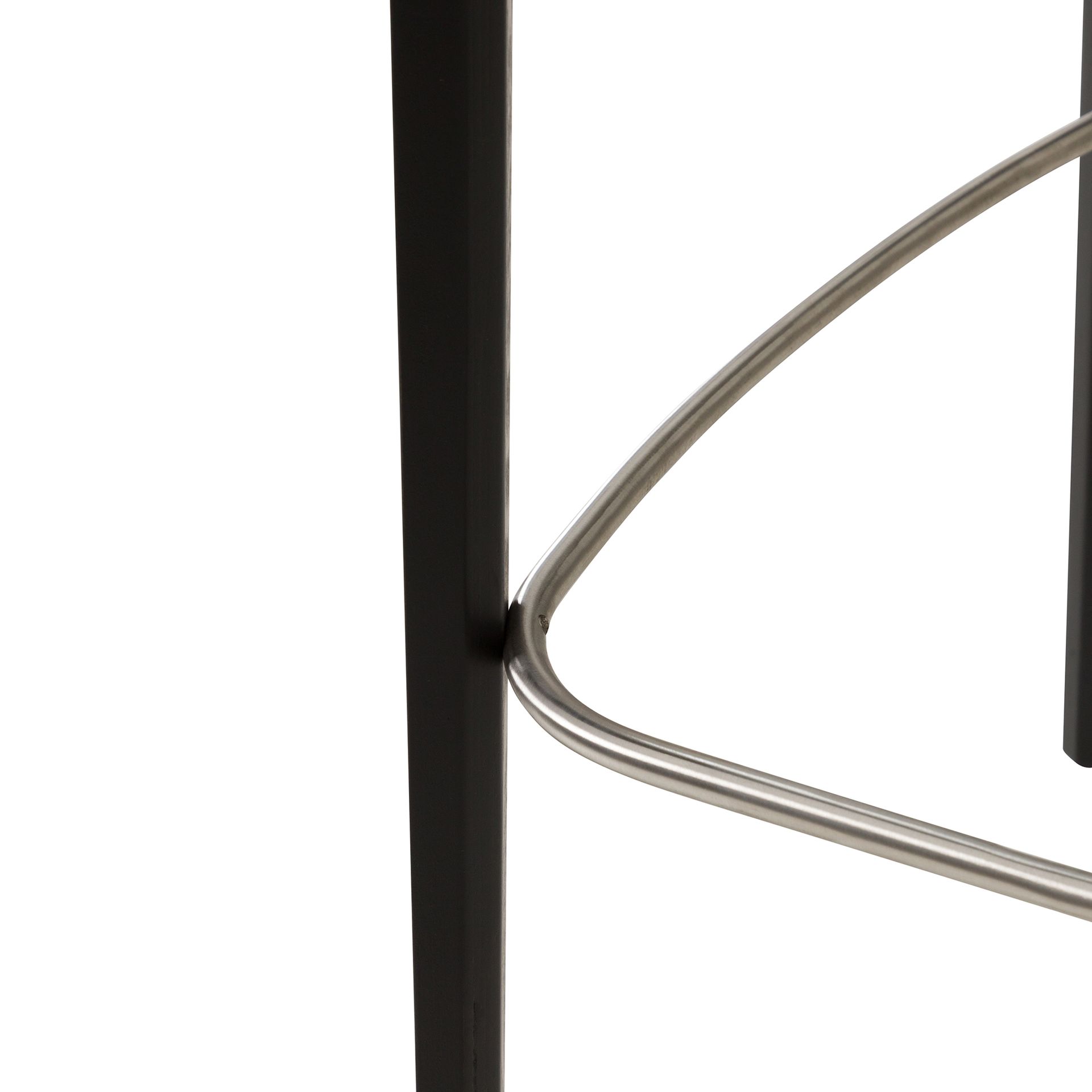 BANCO-ALTO-EBANIZADO-CROMADO-BENT_ST5