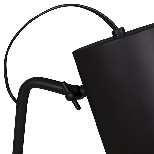 LUMINARIA-DE-MESA-PRETO-NATURAL-WASHED-FOCUS_ST8