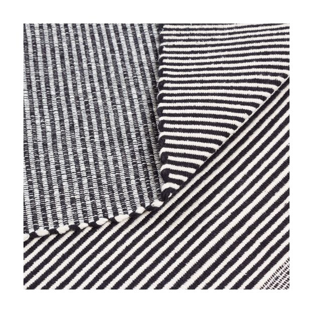 E-VOLTA-TAPETE-57-CM-X-140-M-NATURAL-PRETO-VIRA-E-VOLTA_ST3