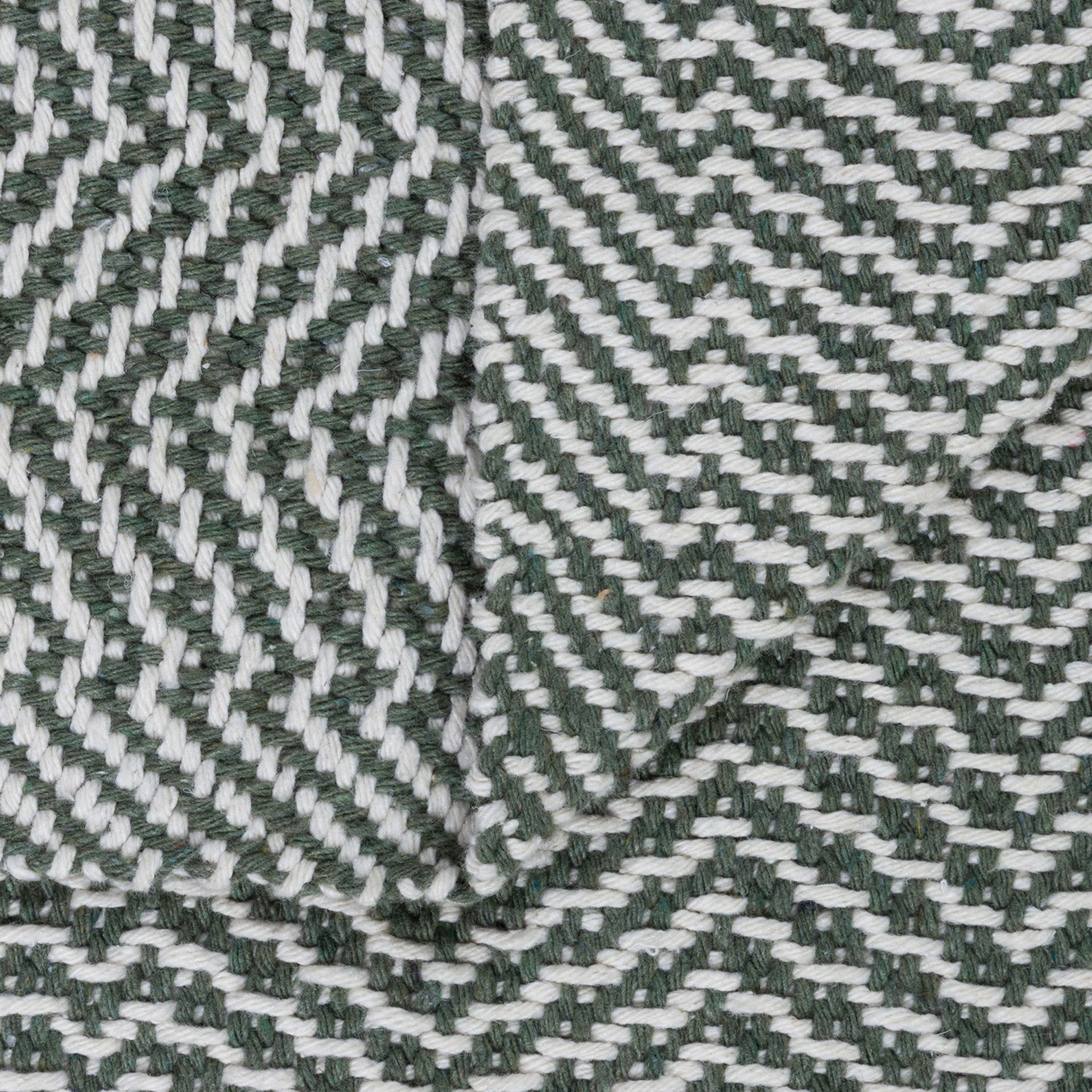 TAPETE-50-CM-X-80-CM-MUSGO-NATURAL-ASTI_ST3