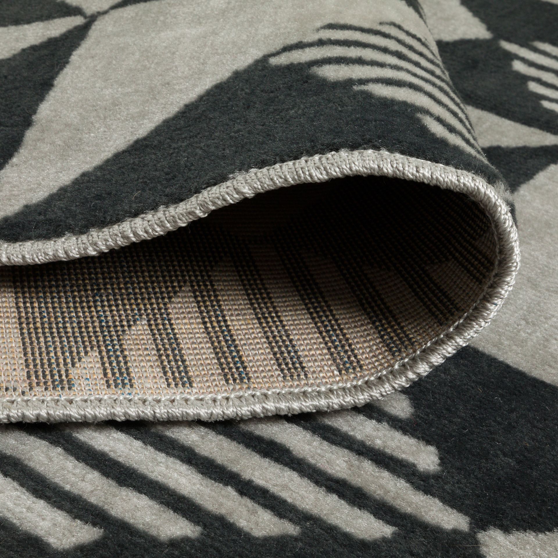 TAPETE-150-M-X-2-M-CINZA-KONKRET-GEOMETRIQUE_ST3