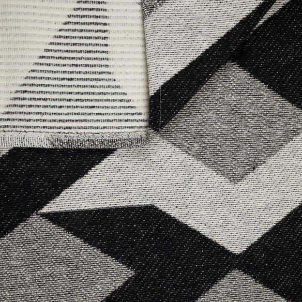 TAPETE-132-M-X-2-M-PRETO-CINZA-VERZZO_ST4