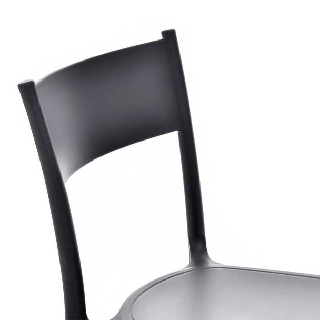 EMPILHAVEL-TOUJOURS-REC-PRETO-TOUJOURS_ST4