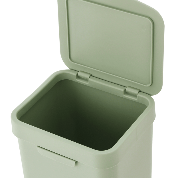 25-L-TRIUM-S-LVIA-TRIUM_ST7