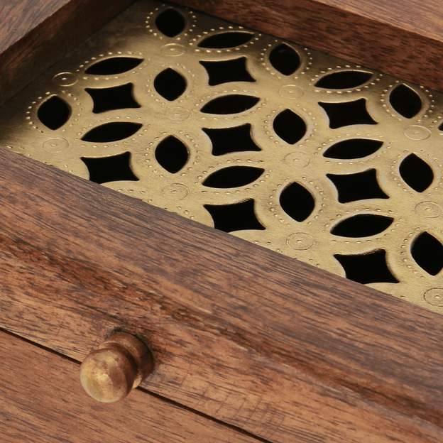 CAIXA-DECORATIVA-17-CM-X-14-CM-X-9-CM-NOZES-OURO-VELHO-BERWICK_ST6