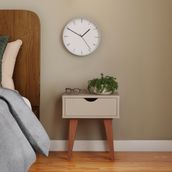 DE-CABECEIRA-1-GAVETA-LIN-BEGE-NOZES-LIN_399627_AMB0