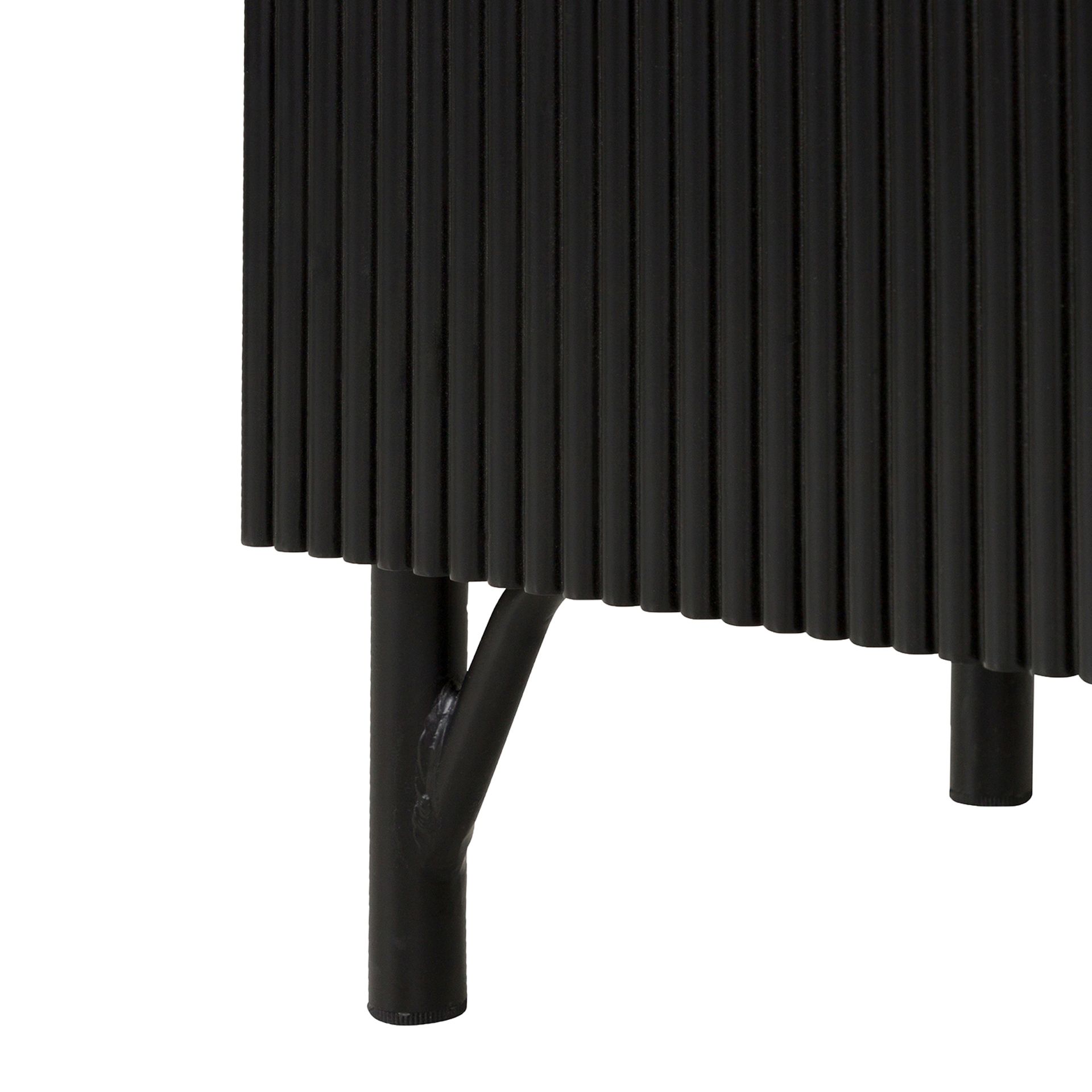 3-PORTAS-160-M-X-42-CM-LINHAS-PRETO-PRETO-LINHAS_ST8