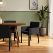 COM-BRACOS-PROSA-PRETO-PRETO-PROSA_363566_AMB0