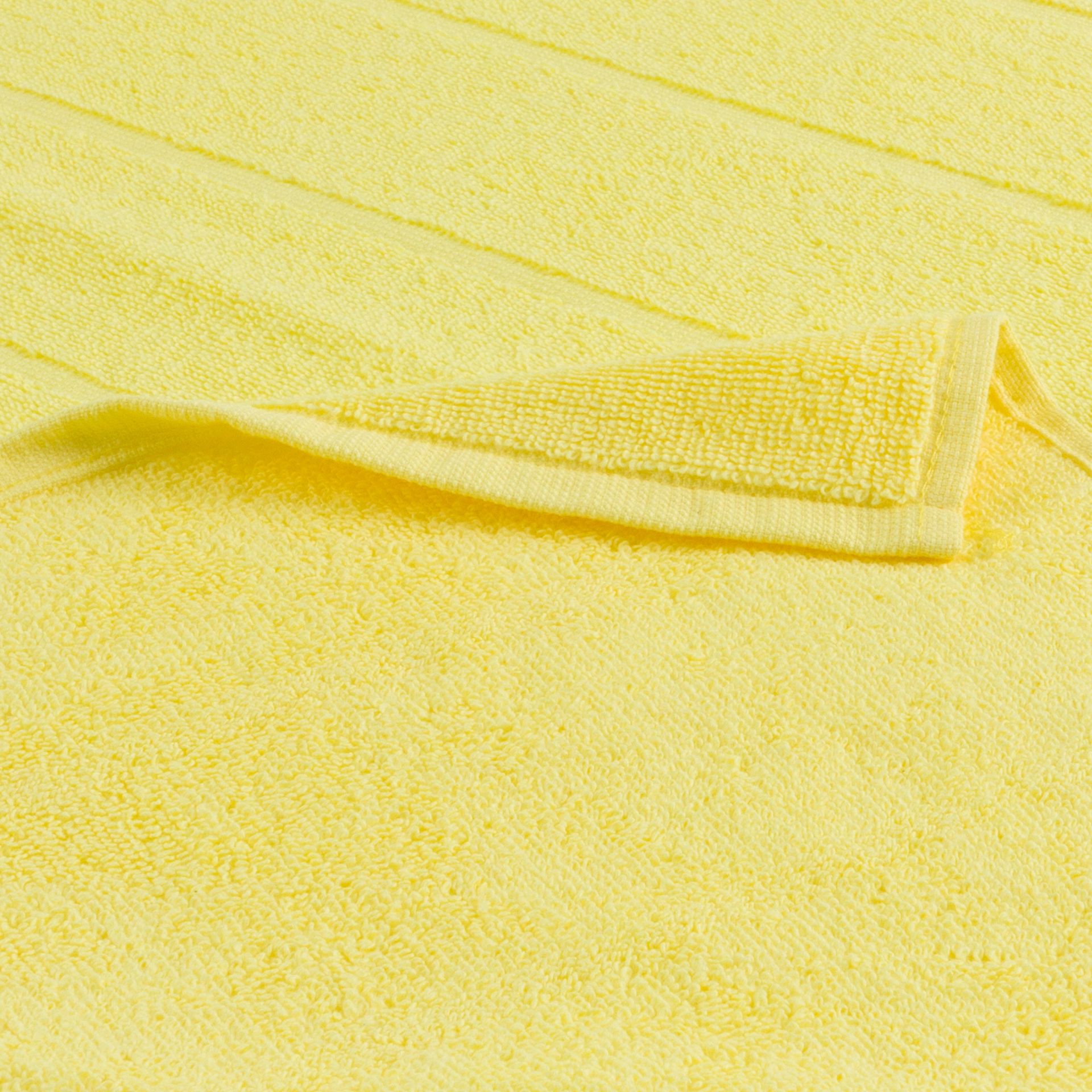 DE-PISO-65-CM-X-45-CM-BOLOTS-LIM-O-SICILIANO-BOLOTS_ST1