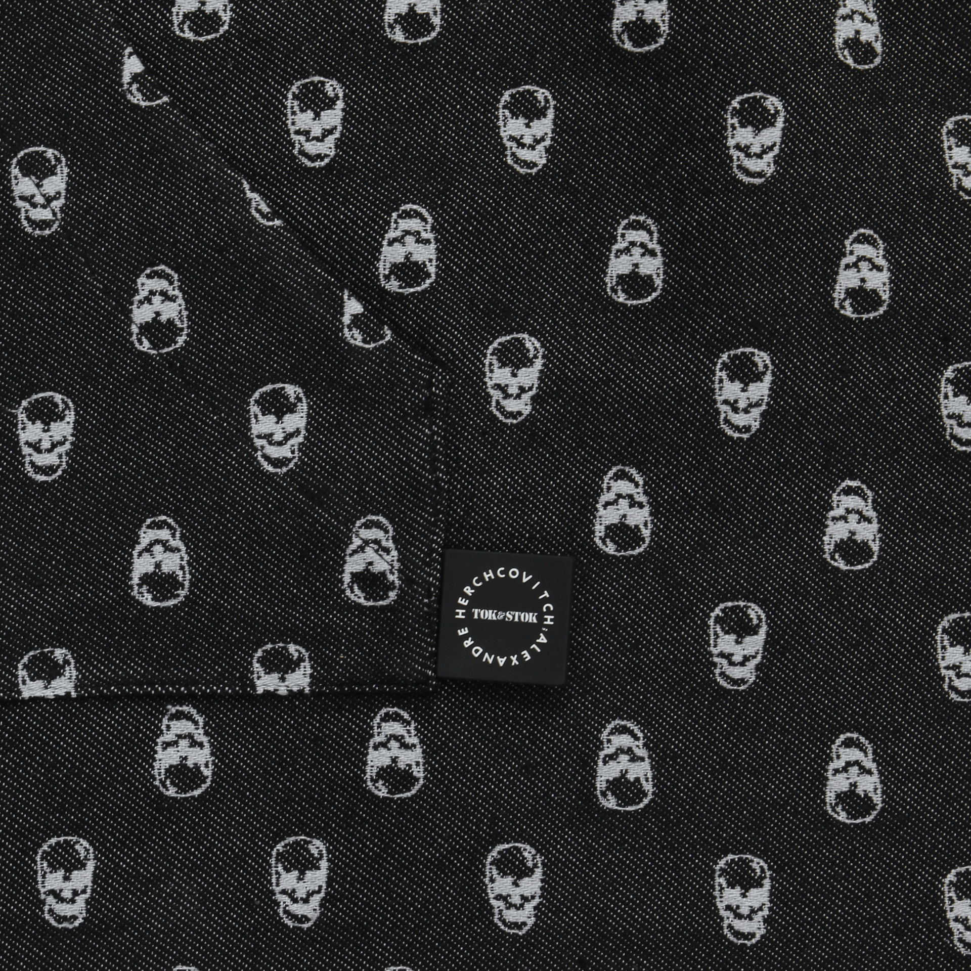 CAVEIRA-PRETO-VERDE-FLUOR-CAVEIRA_ST4