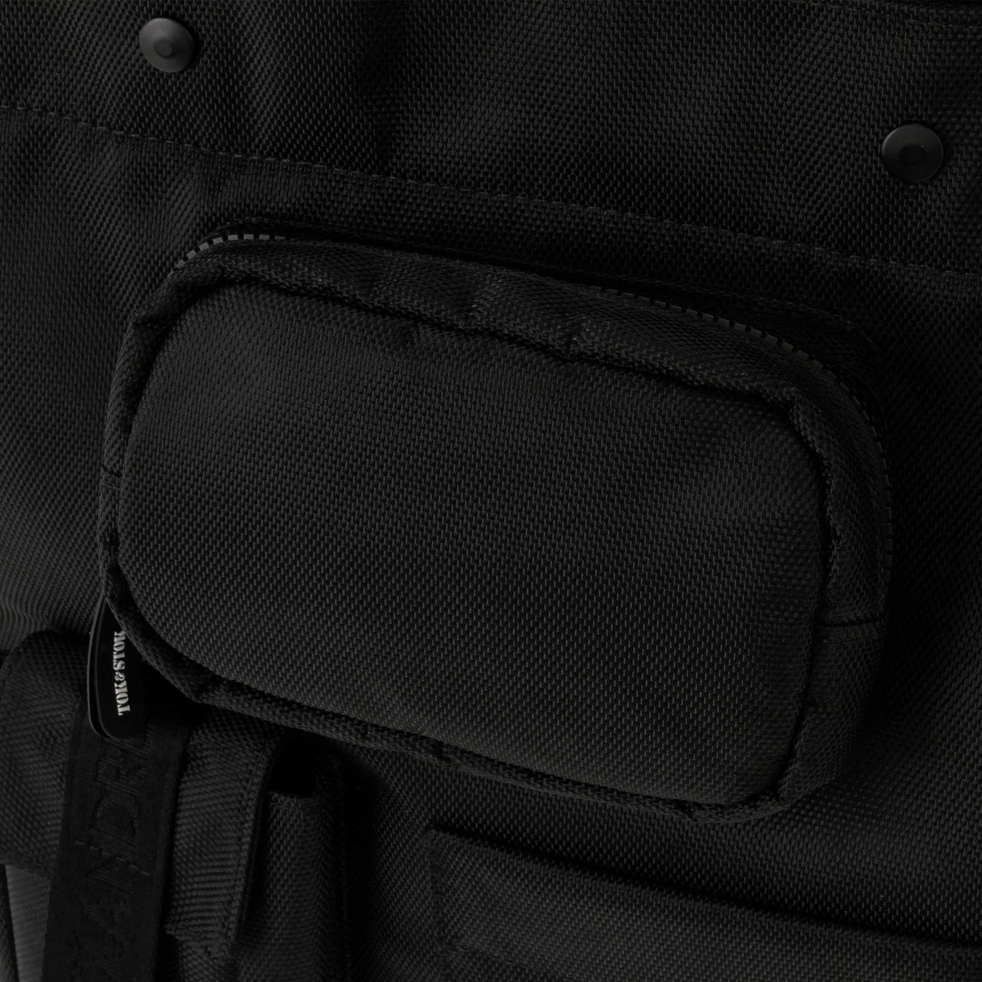 CAVEIRA-PRETO-VERDE-FLUOR-CAVEIRA_ST9