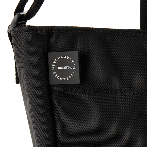 CAVEIRA-PRETO-VERDE-FLUOR-CAVEIRA_ST7