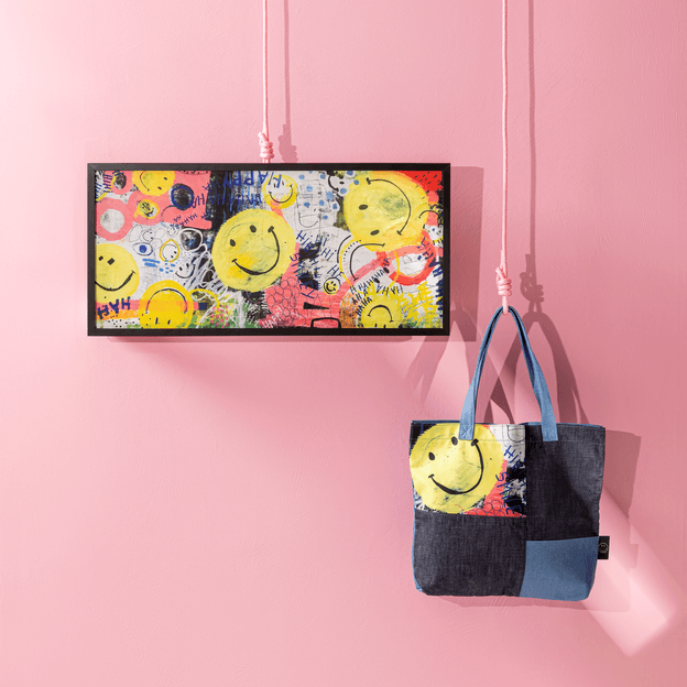 75-CM-X-35-CM-SMILEY-ORIGINALS-GRAFFITI-PRETO-MULTICOR-SMILEY-GRAFFITI_0B2D01801C52CFB52C666FDD03DB157B_AMB1