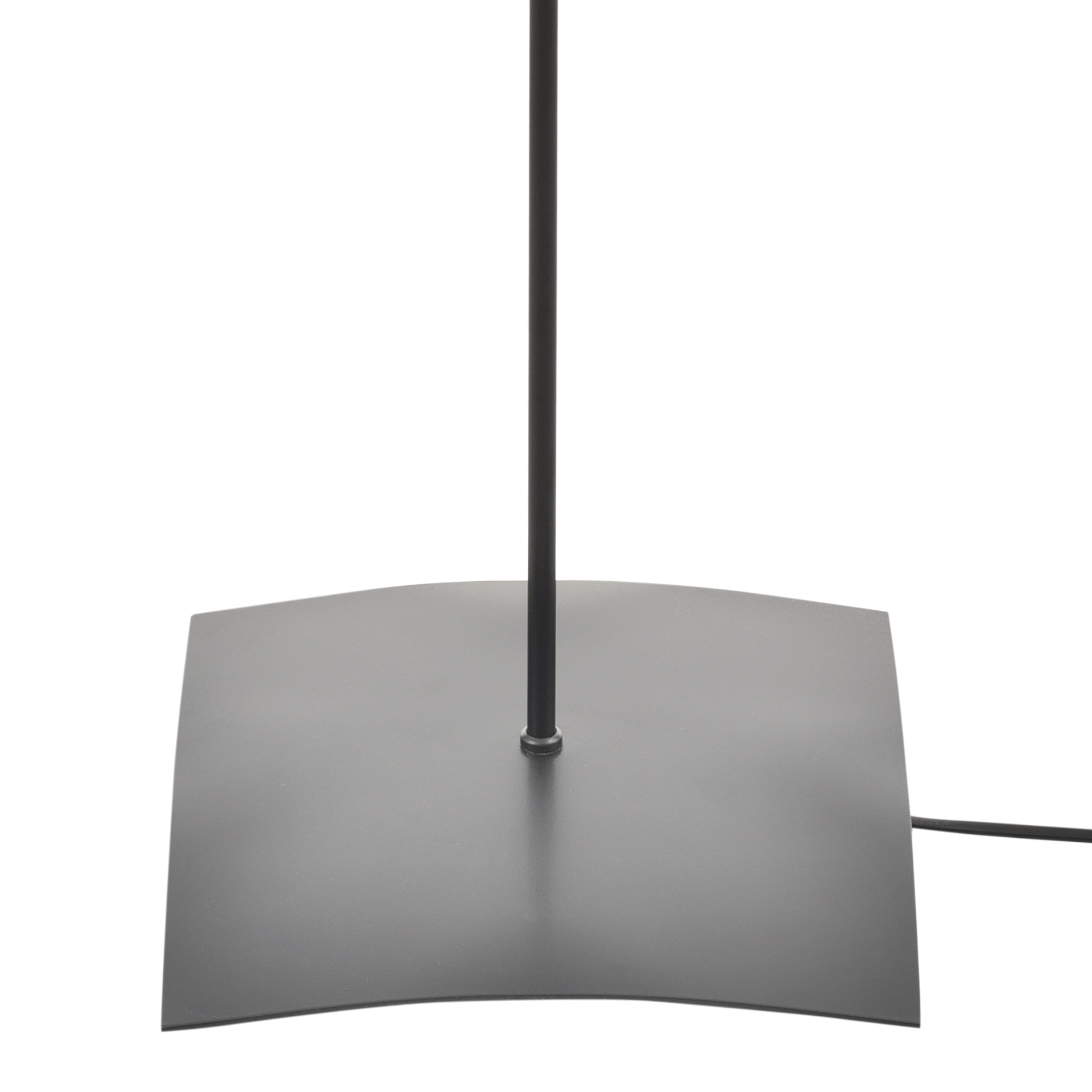 DE-LUMINARIA-DE-CHAO-ALINE-PRETO-ALINE_ST2