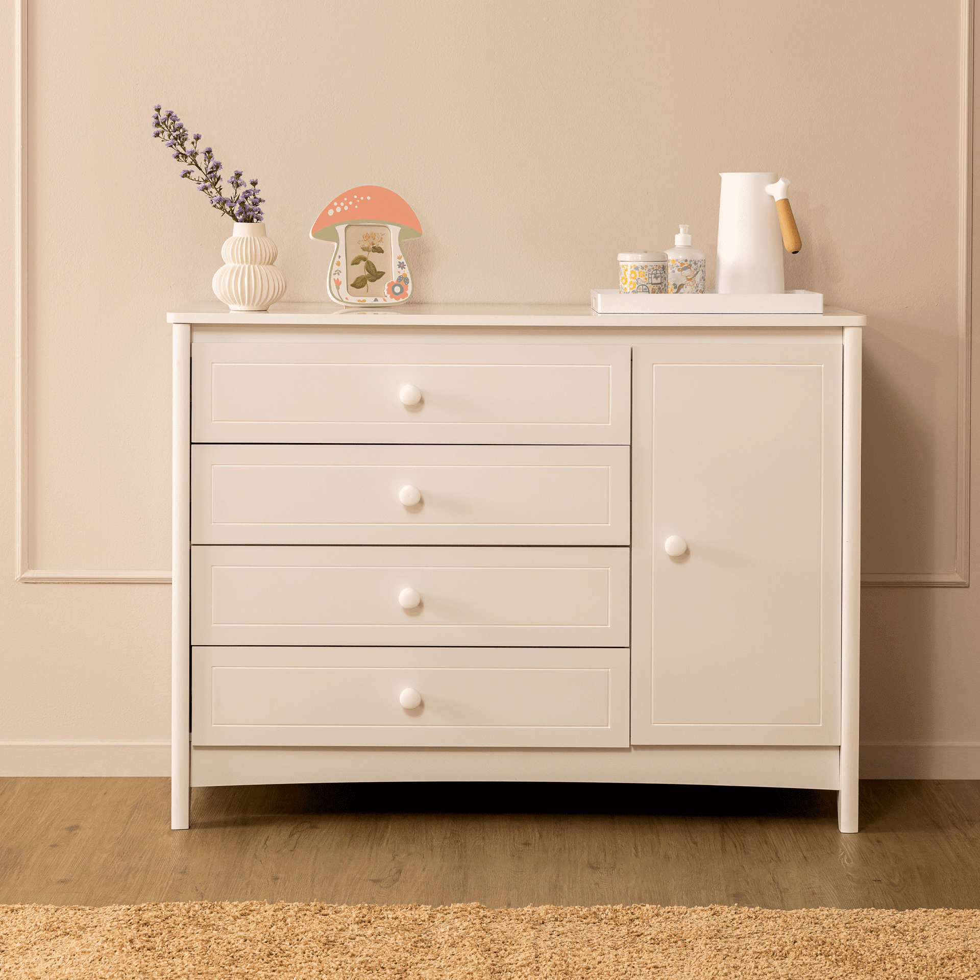 4-GAVETAS-1-PORTA-122-M-X-50-CM-MON-DIEU-BRANCO-MON-DIEU_D92E3DD24DA98B190A68576592F48158_AMB1