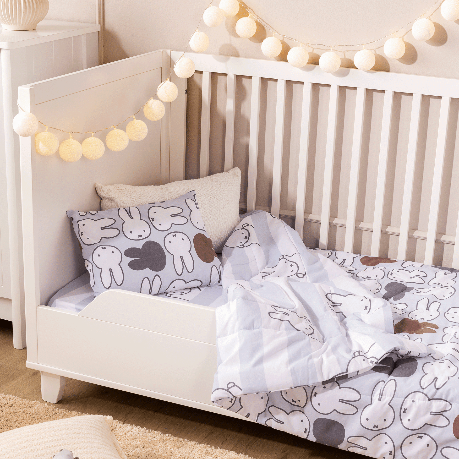 70-CM-2-EM-1-MON-DIEU-BRANCO-MON-DIEU_5964658C29C410BCA87360C964B52DB9_AMB4