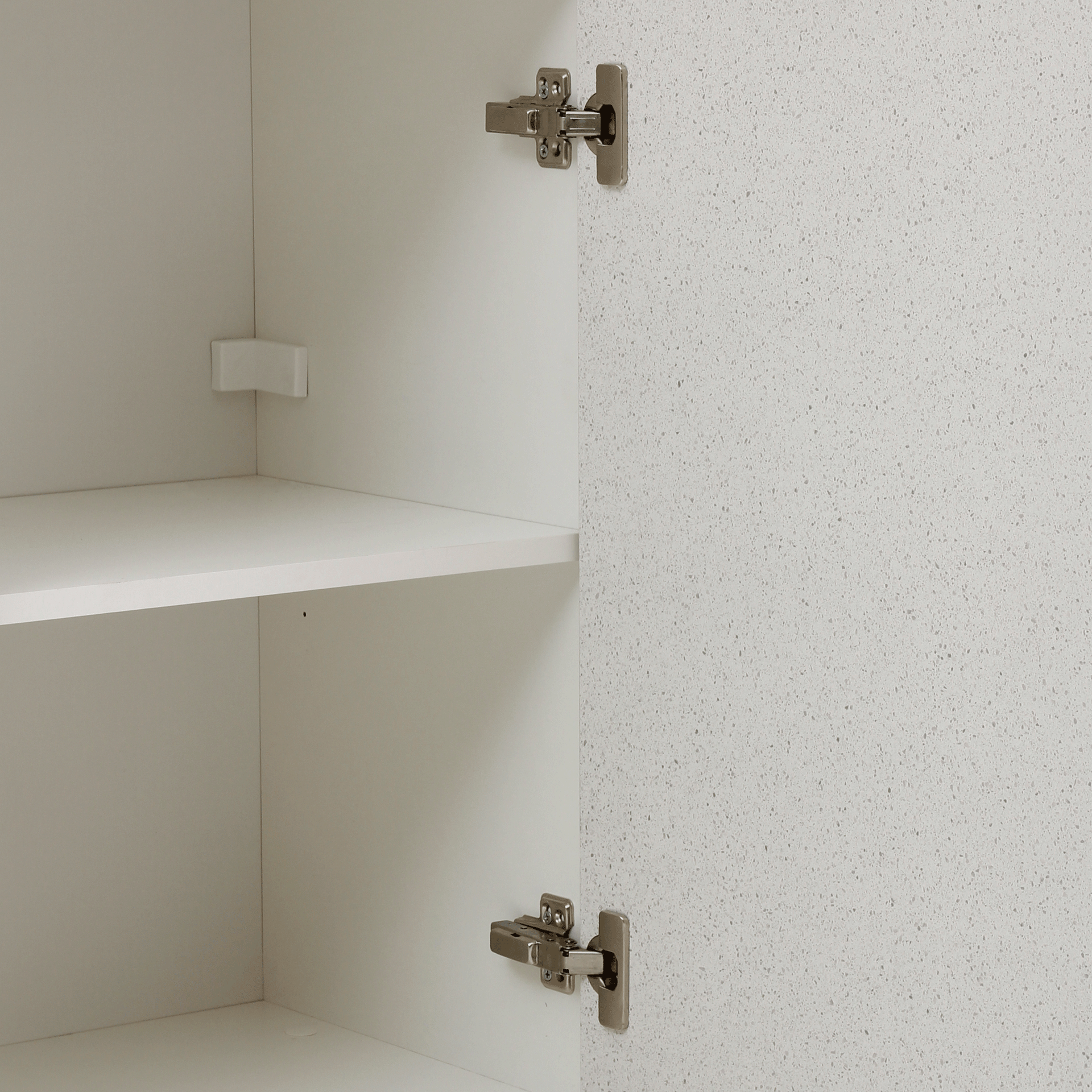 SUPERIOR-120-M-2-PORTAS-BASCULANTE-1-PORTA-DE-BATER-SLEEK-BRANCO-GRANILITE-SLEEK_ST10