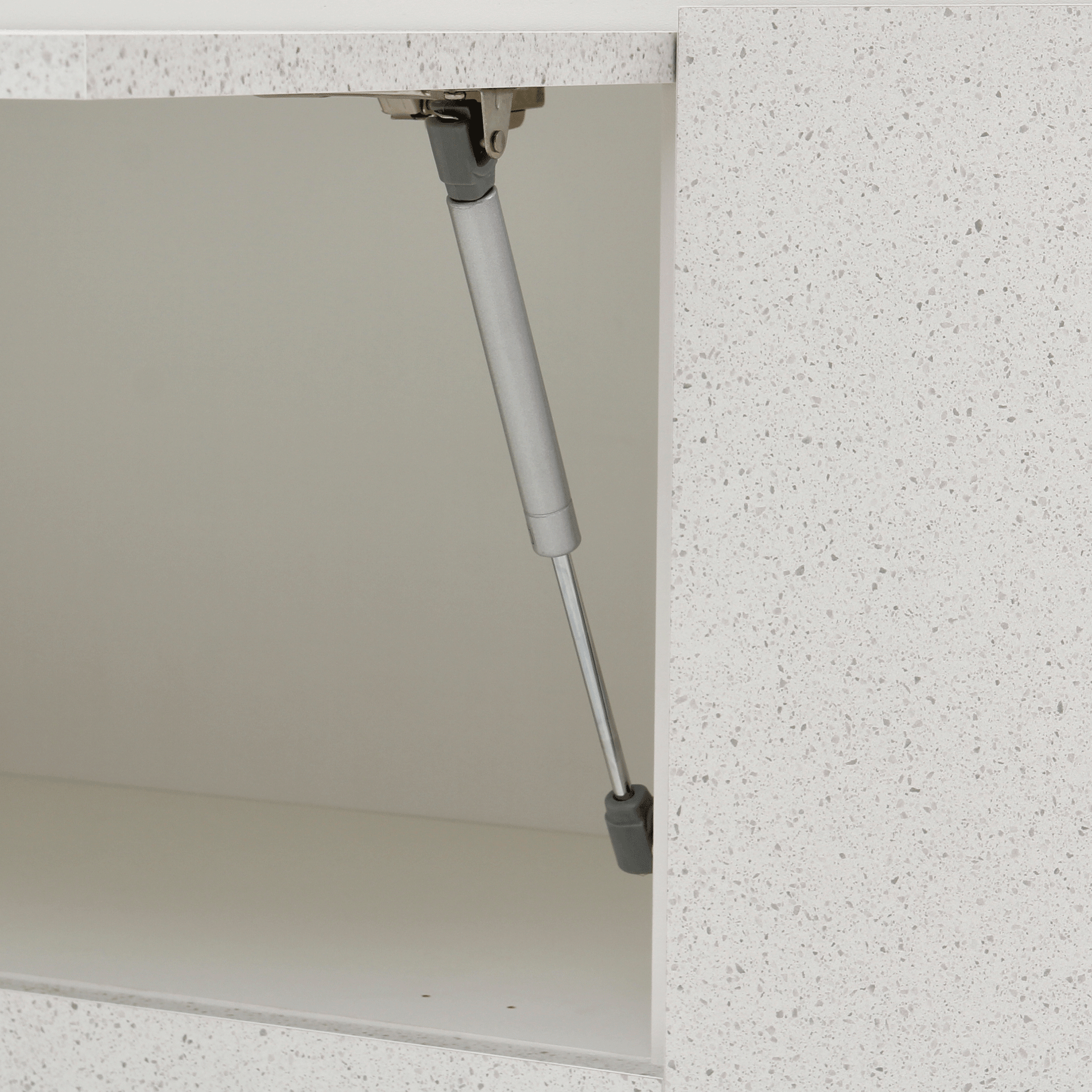 SUPERIOR-120-M-2-PORTAS-BASCULANTE-1-PORTA-DE-BATER-SLEEK-BRANCO-GRANILITE-SLEEK_ST9