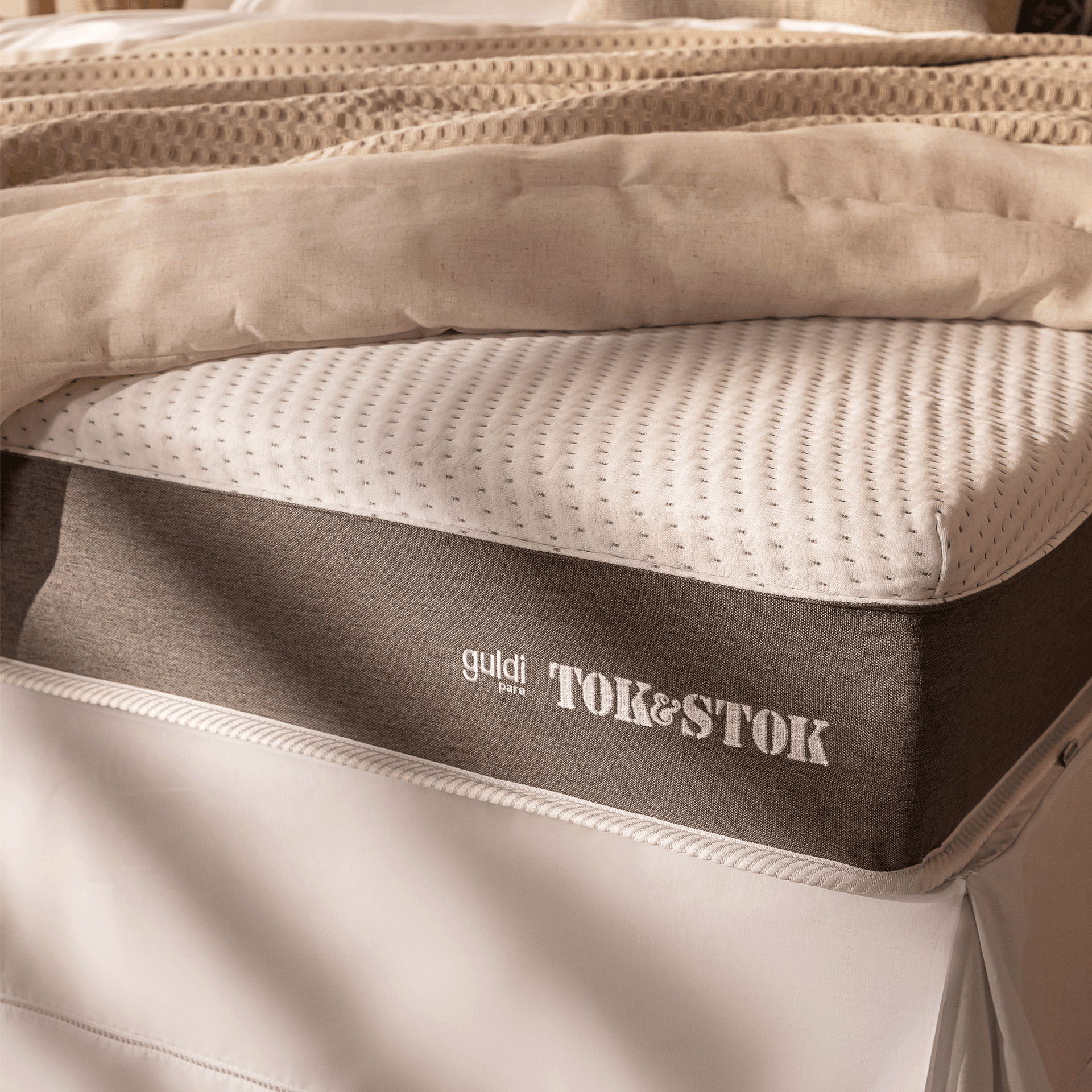 SOLTEIRO-VISCO-LATEX-COM-MOLAS-ENSACADAS-88-CM-X-188-M-X-30-CM-TATOU-GULDI-CINZA-BRANCO-TATOU_C6792F4A5A26BF443ABA9D5847A92622_AMB1