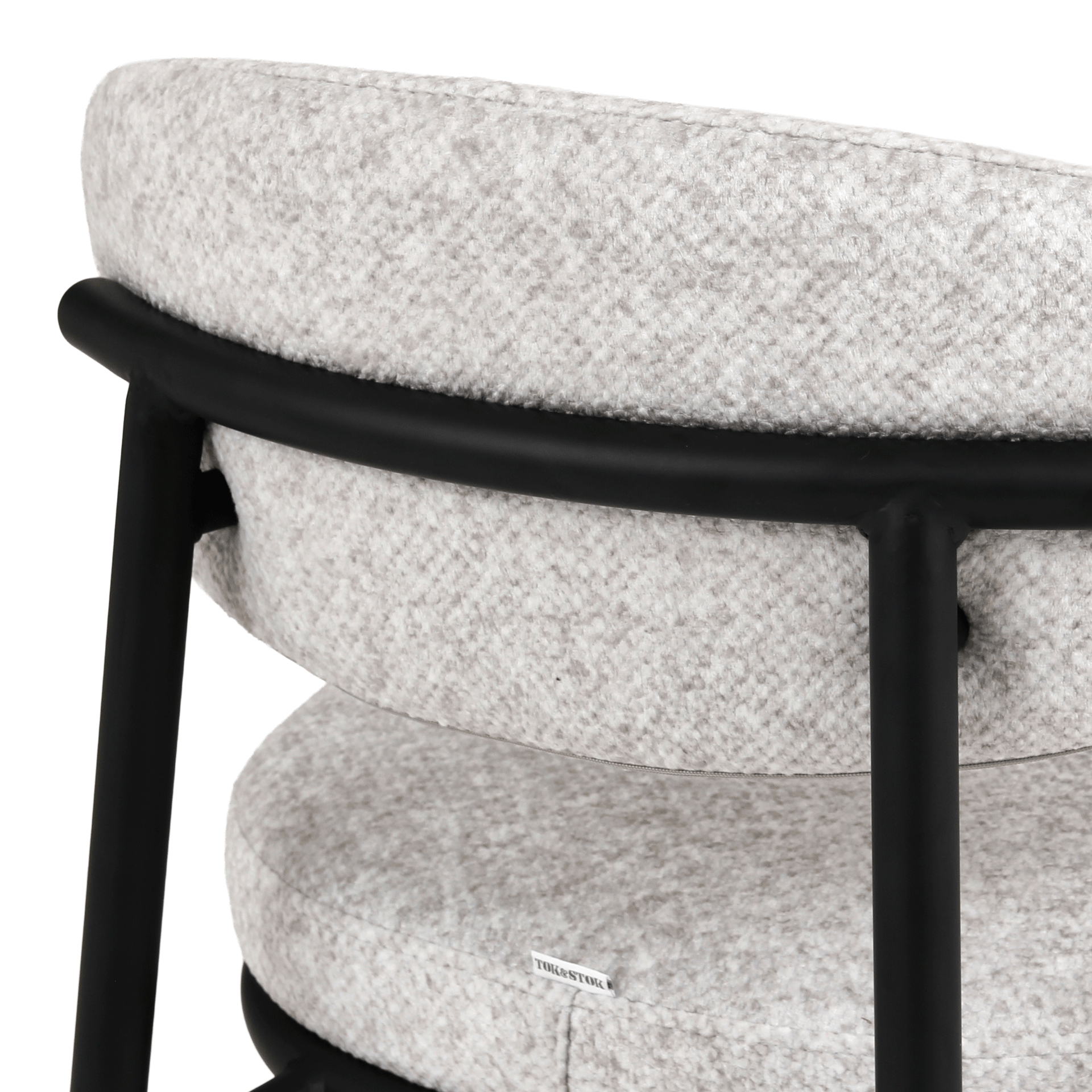 MEDIO-LOBBY-PRETO-BEGE-LOBBY_ST7