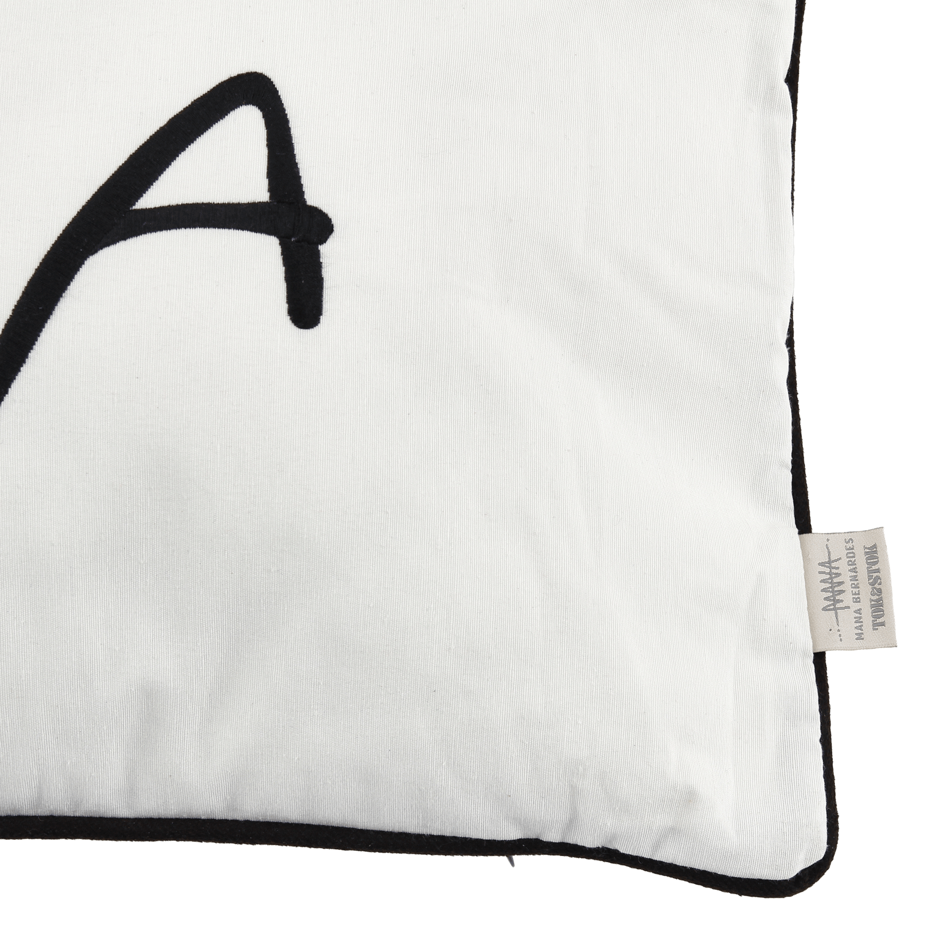 60-CM-X-30-CM-MANUSCRITO-VIDA-RAIZES-OFF-WHITE-PRETO-MANUSCRITO_ST3