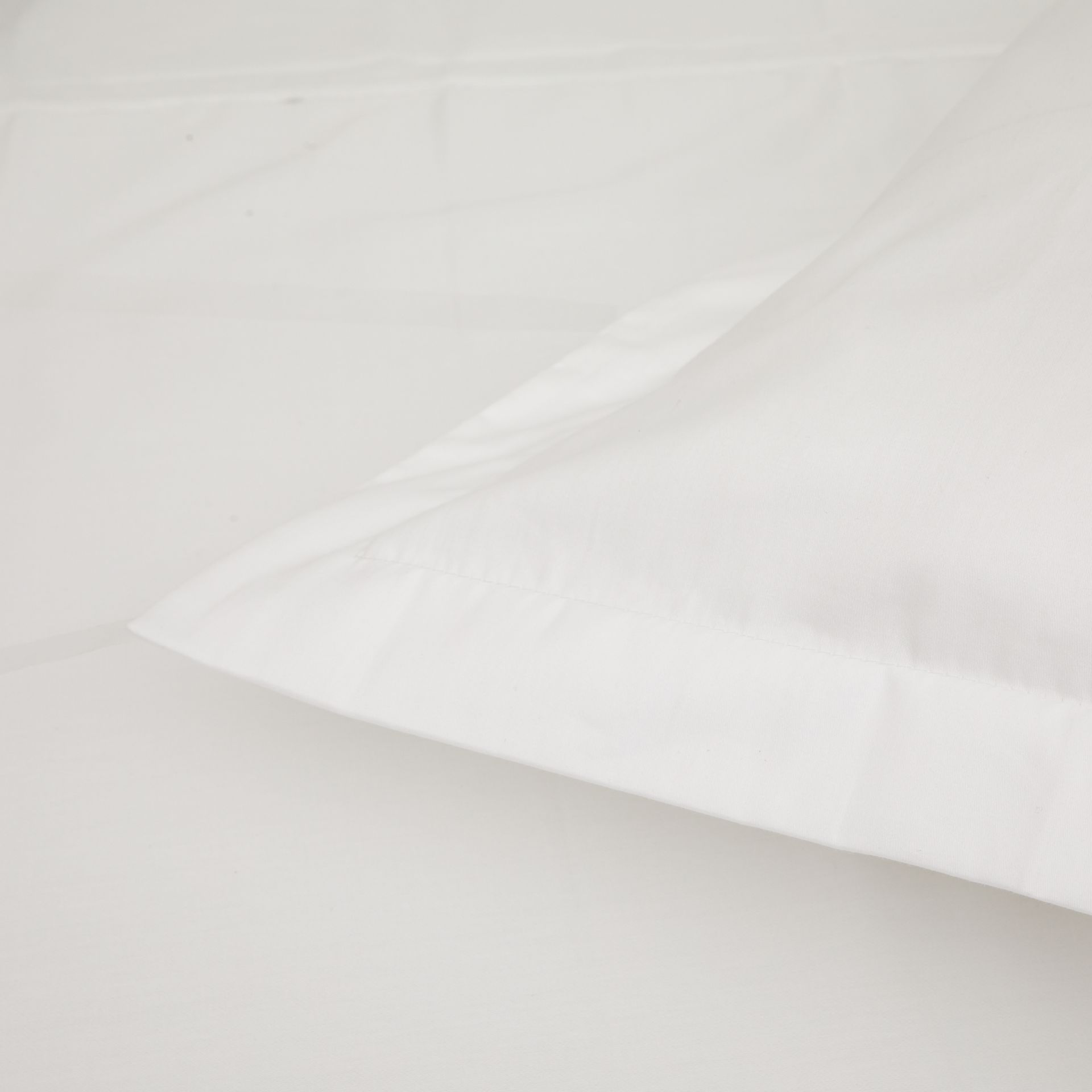 LENCOL-C-ELASTICO-CASAL-138-M-X-188-M-X-30-CM-BRANCO-PUPP_ST2