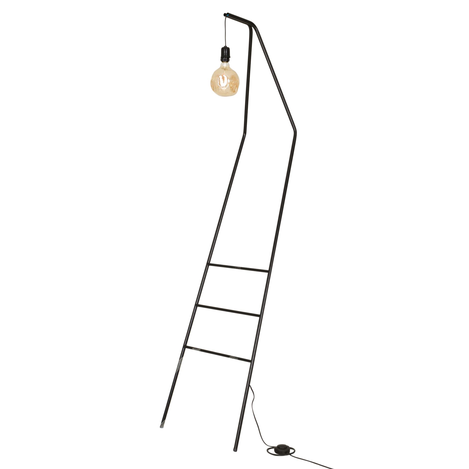 LUMINARIA-DE-PISO-PRETO-LADDER_ST0
